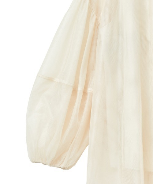 CLANE(クラネ)の「SHEER TULLE BALLOON SLEEVE TOPS(その他トップス・レディース・アイボリー/ブラック・1/2)」の3枚目の写真