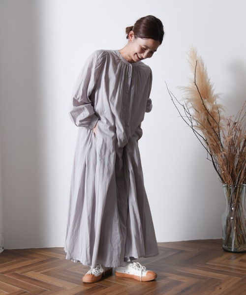 folka（フォルカ）の「1- ボリューム袖  ロング シャツワンピース コットン 長袖【folka】（ワンピース・レディース・ライトグレー/ブラック・FREE）」の18枚目の写真