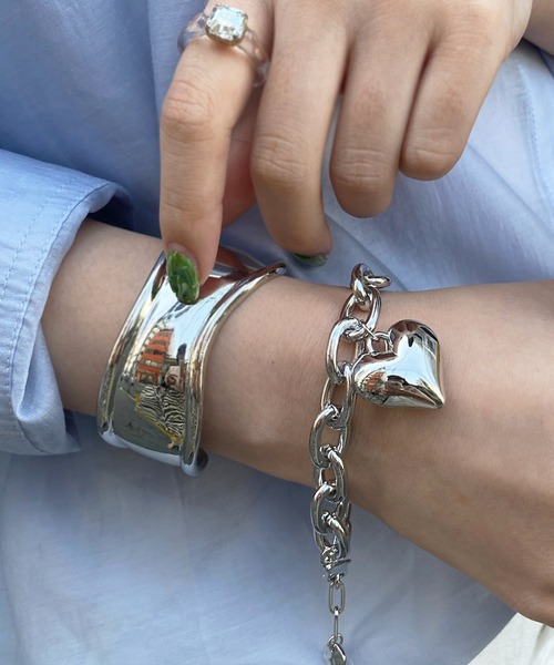 DouDou（ドゥドゥ）の「プックリハートチェーンブレス（ブレスレット・レディース・シルバー/ゴールド・FREE）」の2枚目の写真