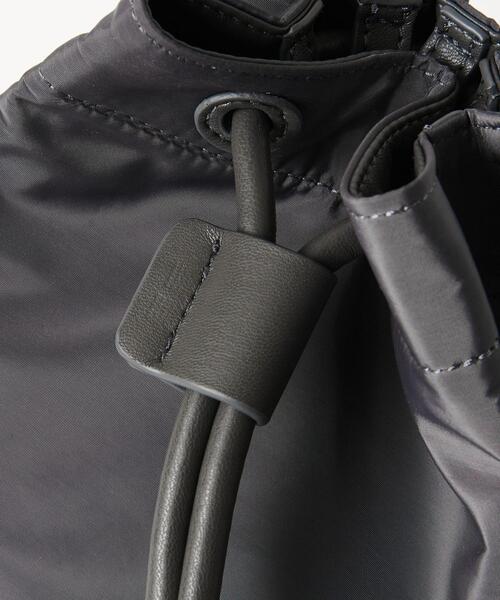 BEAUTY&YOUTH UNITED ARROWS（ビューティーアンドユースユナイテッドアローズ）の「ポリエステル ボン サック/リュック -2WAY-（バックパック/リュック・レディース・ダークグレー/ブラック・FREE）」の12枚目の写真