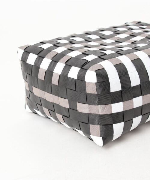 HONEYSUCKLE ROSE（ハニーサックルローズ）の「【HONEYSUCKLE ROSE】メルカドバッグ（かごバッグ・レディース・グリーン/ブラック・ONE SIZE）」の5枚目の写真