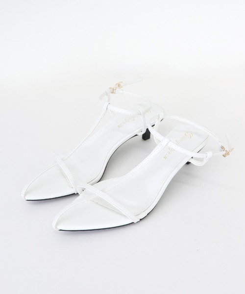 BLUEEAST（ブルーイースト）の「ポインテッドTストラップサンダル（サンダル・レディース・ホワイト/ブラック・MEDIUM/LARGE）」の11枚目の写真