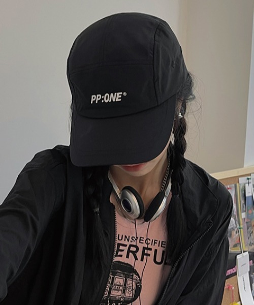 MGV（エムジーヴィー）の「フロントロゴナイロンキャップ（キャップ・メンズ・ブラック/ホワイト/ブルー/オレンジ・FREE）」の2枚目の写真