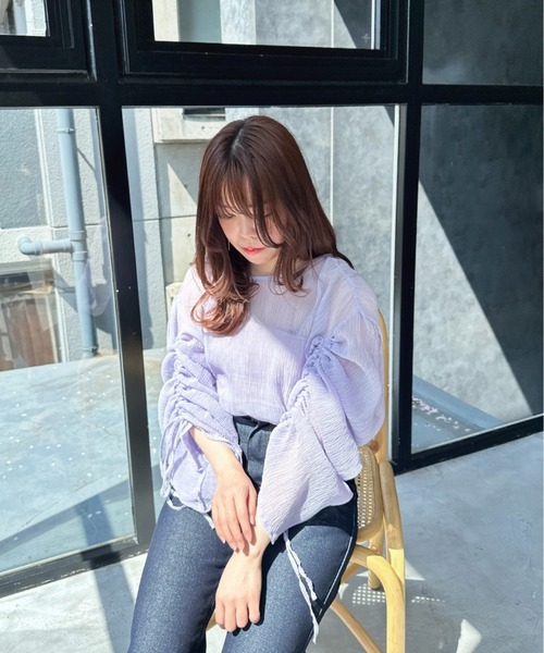 Olu.(オルドット)の「シアープリーツ袖ブラウス(シャツ/ブラウス・レディース・ブラック/ホワイト/グリーン/パープル・FREE)」の4枚目の写真