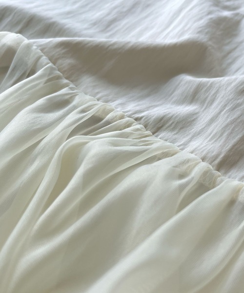 etoll.(エトル)の「オーガンジーキャミワンピース(ワンピース・レディース・ブラック/アイボリー・M)」の22枚目の写真