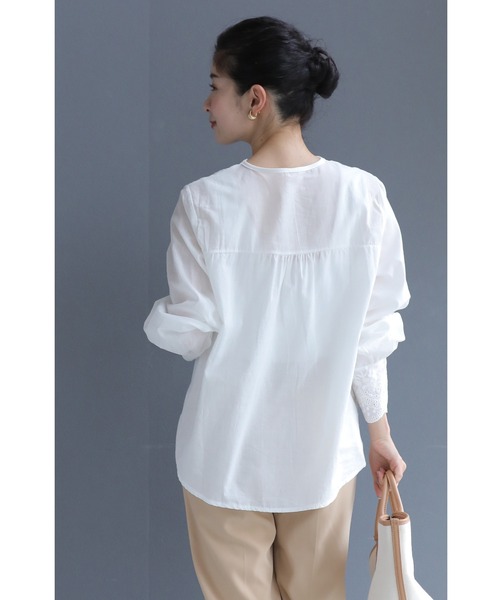 cawaii(カワイイ)の「レース刺繍の前開きスカラップブラウストップス(シャツ/ブラウス・レディース・ホワイト・FREE)」の13枚目の写真