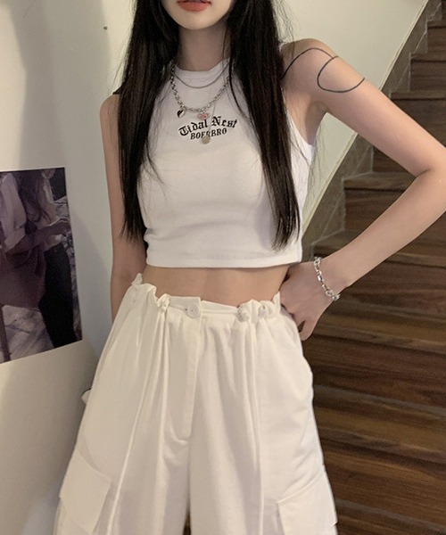 gossip!ロサンゼルス(ゴシップロサンゼルス)の「YUGA ワンポイント ショートタンクトップ(Tシャツ/カットソー・レディース・グリーン/ブラック/グレー/ホワイト・FREE)」の7枚目の写真