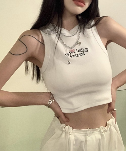 gossip!ロサンゼルス(ゴシップロサンゼルス)の「YUGA ワンポイント ショートタンクトップ(Tシャツ/カットソー・レディース・グリーン/ブラック/グレー/ホワイト・FREE)」の16枚目の写真