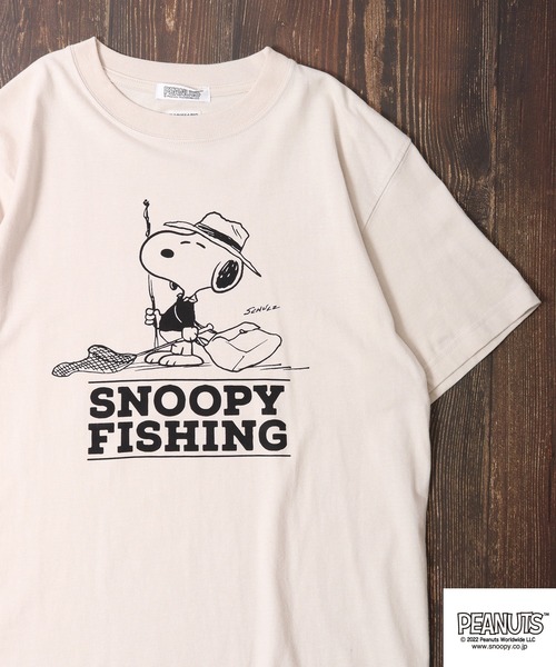 PEANUTS(ピーナッツ)の「LUMBER スヌーピー プリントTシャツ 半袖(Tシャツ/カットソー・レディース・チャコール/ベージュ/オレンジ/ネイビー/オレンジ系/グレー系1/ベージュ系/グリーン系/グレー系/ナチュラル/チャコールグレー/ホワイト系/カーキ/アイボリー/アイボリー系1/アイボリー系/グレー系3/カーキ系/グレー系2/アイボリー系2/オレンジ系1・S/M/L)」の3枚目の写真