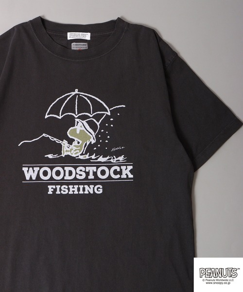 PEANUTS(ピーナッツ)の「LUMBER スヌーピー プリントTシャツ 半袖(Tシャツ/カットソー・レディース・チャコール/ベージュ/オレンジ/ネイビー/オレンジ系/グレー系1/ベージュ系/グリーン系/グレー系/ナチュラル/チャコールグレー/ホワイト系/カーキ/アイボリー/アイボリー系1/アイボリー系/グレー系3/カーキ系/グレー系2/アイボリー系2/オレンジ系1・S/M/L)」の6枚目の写真