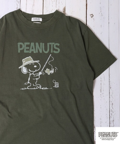 PEANUTS(ピーナッツ)の「LUMBER スヌーピー プリントTシャツ 半袖(Tシャツ/カットソー・レディース・チャコール/ベージュ/オレンジ/ネイビー/オレンジ系/グレー系1/ベージュ系/グリーン系/グレー系/ナチュラル/チャコールグレー/ホワイト系/カーキ/アイボリー/アイボリー系1/アイボリー系/グレー系3/カーキ系/グレー系2/アイボリー系2/オレンジ系1・S/M/L)」の15枚目の写真