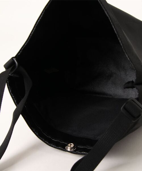 Drifter（ドリフター）の「LENNY／レニー（ショルダーバッグ・レディース・ダークグリーン/ブラック/ブルー/タン/ホワイト系その他/レオパード/レモンイエロー/ゼブラ・FREE）」の21枚目の写真