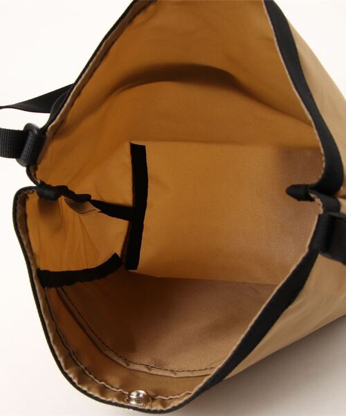 Drifter（ドリフター）の「LENNY／レニー（ショルダーバッグ・レディース・ダークグリーン/ブラック/ブルー/タン/ホワイト系その他/レオパード/レモンイエロー/ゼブラ・FREE）」の22枚目の写真