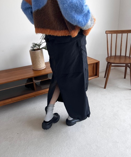 ページ限定特価♡新品☆アウターとロングスカートの2点♡送料込み LOWRYS FARM（ローリーズファーム）の「2WAYポケットスカート