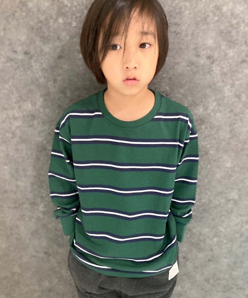 THE CASUAL（カジュアル）の「先染めボーダー　オーバーサイズ　ボーダー　長袖Tシャツ（Tシャツ/カットソー・キッズ・チャコール/ベージュ/ネイビー/オフホワイト/ダークグリーン/ブラック/ブラック系/ホワイト系/ベージュ系/ダークグリーン系/グレー系/パープル系・120cm/130cm/140cm/150cm/160cm/110cm）」の9枚目の写真