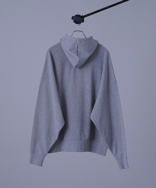 COLONY 2139（コロニートゥーワンスリーナイン）の「裏毛スウェットパーカー（パーカー・メンズ・ブラウン/ネイビー/グレー・MEDIUM/LARGE/SMALL）」の5枚目の写真