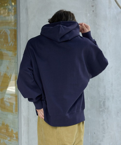 COLONY 2139（コロニートゥーワンスリーナイン）の「裏毛スウェットパーカー（パーカー・メンズ・ブラウン/ネイビー/グレー・MEDIUM/LARGE/SMALL）」の19枚目の写真