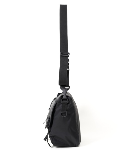 BAGJACK(バッグジャック)の「BAICYCLON by bagjack MEDIUM MESSENGE (BCL-43)(ボディバッグ/ウエストポーチ・メンズ・ブラック・FREE)」の3枚目の写真