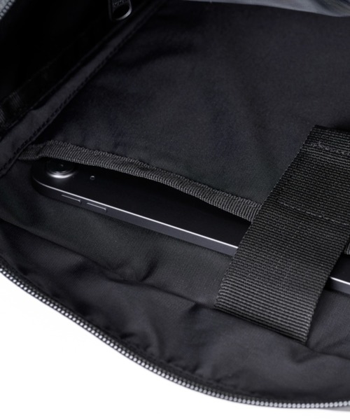 BAGJACK(バッグジャック)の「BAICYCLON by bagjack MEDIUM MESSENGE (BCL-43)(ボディバッグ/ウエストポーチ・メンズ・ブラック・FREE)」の5枚目の写真