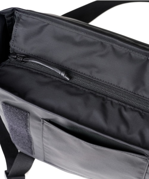 BAGJACK(バッグジャック)の「BAICYCLON by bagjack MEDIUM MESSENGE (BCL-43)(ボディバッグ/ウエストポーチ・メンズ・ブラック・FREE)」の7枚目の写真