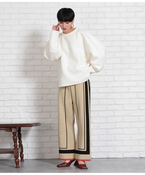 Settimissimo(セッティミッシモ)の「パネルライン ワイドフレア ニットパンツ(その他パンツ・レディース・ベージュ/ブラック・FREE)」の12枚目の写真