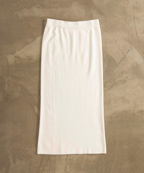 【新品タグ付】ADORE さらさらニットタイトスカート オフ白 3万 匿名配送 セール】スムースニットタイトスカート（スカート）｜LIENCOEUR