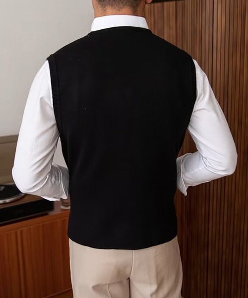 aimoha(アイモハ)の「aimoha men ダブルニットべスト(ベスト・メンズ・ブラウン/ベージュ・MEDIUM/X-LARGE/LARGE/XX-LARGE)」の3枚目の写真