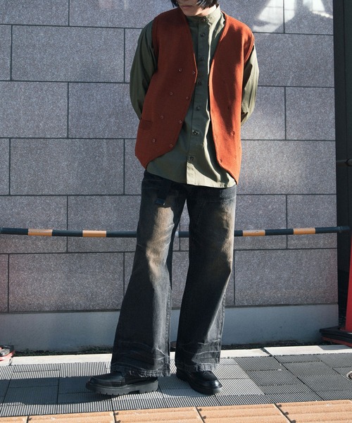 aimoha(アイモハ)の「aimoha men ダブルニットべスト(ベスト・メンズ・ブラウン/ベージュ・MEDIUM/X-LARGE/LARGE/XX-LARGE)」の16枚目の写真