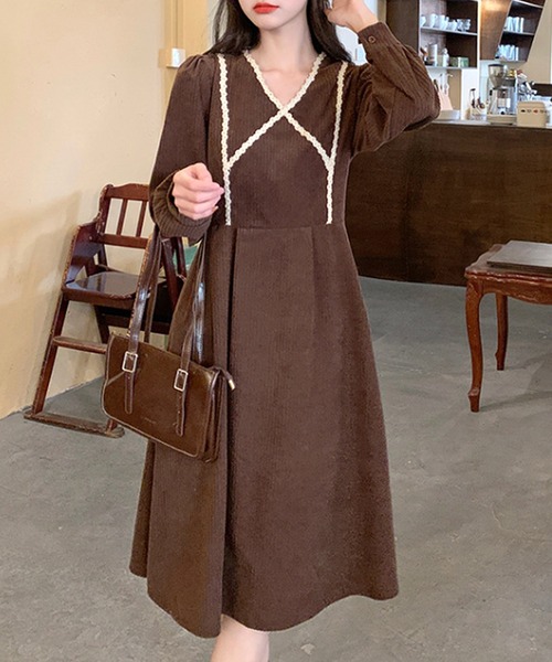 Amulet(アミュレット)の「Vネックワンピース(ワンピース・レディース・ブラウン/ブラック・XL/L/M)」の7枚目の写真