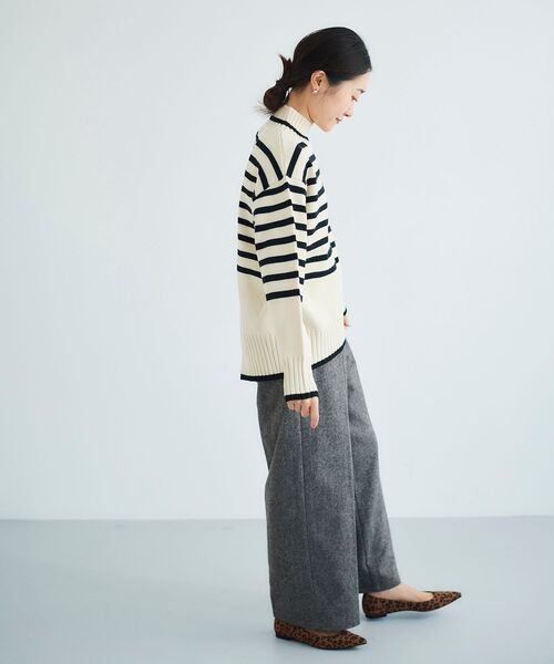 le.coeur blanc(ルクールブラン)の「ボーダーハイネックニットプルオーバー(ニット/セーター・レディース・ホワイト系その他2/ブラック系その他/ベージュ系その他2・38)」の9枚目の写真