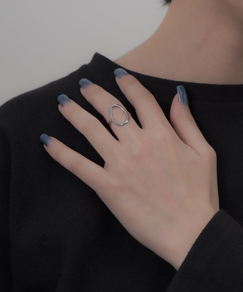 yu-ka（ユーカ）の「YU-KA:オーバルデザインリング（リング・レディース・ゴールド/シルバー・FREE）」の10枚目の写真
