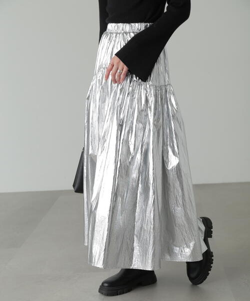 FREE'S MART（フリーズマート）の「◆メタリックティアードギャザースカート（スカート・レディース・シルバー・MEDIUM/SMALL）」の3枚目の写真