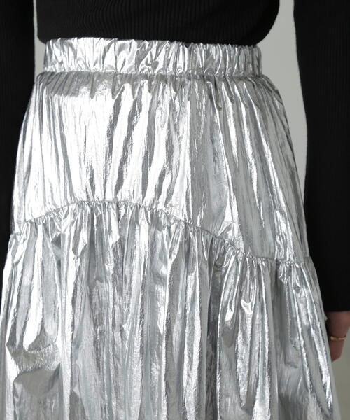 FREE'S MART（フリーズマート）の「◆メタリックティアードギャザースカート（スカート・レディース・シルバー・MEDIUM/SMALL）」の11枚目の写真
