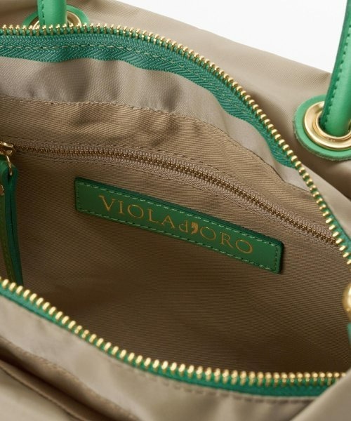 VIOLAd'ORO(ヴィオラドーロ)の「【VIOLAd'ORO (ヴィオラドーロ) 】 VIANCAナイロントートS(ショルダーバッグ・レディース・ライトブルー/ベージュ/グレイッシュベージュ/ブルー・2)」の10枚目の写真