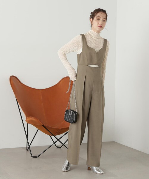 N.(N. Natural Beauty Basic)(エヌエヌナチュラルビューティーベーシック)の「◆カーブネックサロペットパンツ(サロペット/オーバーオール・レディース・ブラック/ブラウン・MEDIUM)」の20枚目の写真