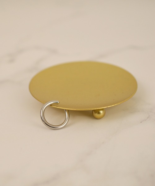 BROTHERHOOD（ブラザーフッド）の「【BROTHERHOOD】プレーン サークル イヤーカフ「サージカルステンレス316L」(片耳用)（イヤーカフ・メンズ・シルバー・MEDIUM/LARGE）」の7枚目の写真