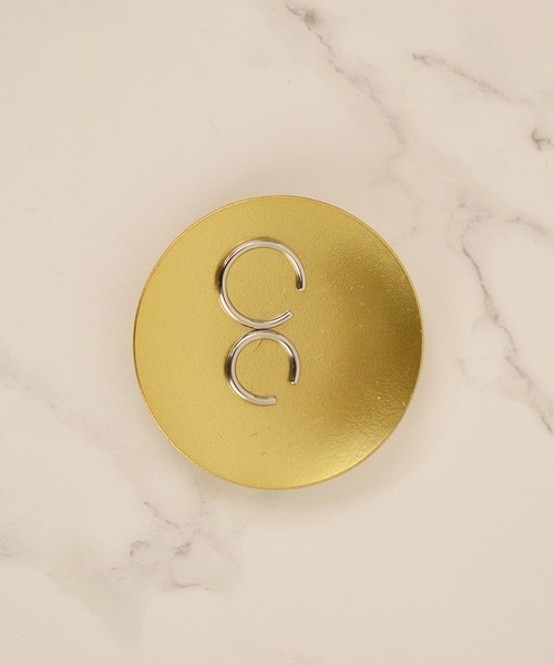 BROTHERHOOD（ブラザーフッド）の「【BROTHERHOOD】プレーン サークル イヤーカフ「サージカルステンレス316L」(片耳用)（イヤーカフ・メンズ・シルバー・MEDIUM/LARGE）」の3枚目の写真