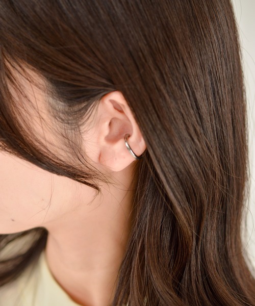 BROTHERHOOD（ブラザーフッド）の「【BROTHERHOOD】プレーン サークル イヤーカフ「サージカルステンレス316L」(片耳用)（イヤーカフ・メンズ・シルバー・MEDIUM/LARGE）」の10枚目の写真