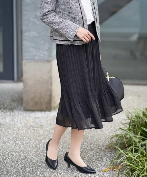 a.v.v（アーヴェヴェ）の「【洗濯機で洗える】シフォンプリーツスカート（スーツスカート・レディース・ブラック/ベージュ/ネイビー・40/42/34/38/36）」の13枚目の写真