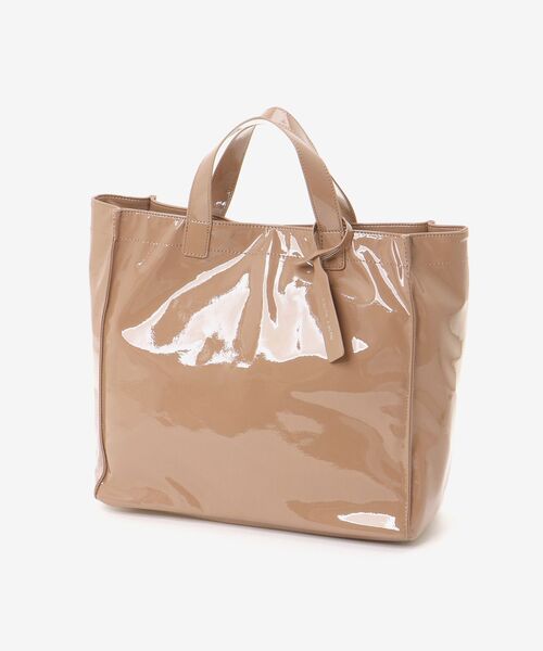 le.coeur blanc（ルクールブラン）の「エナメル風トートバッグ（トートバッグ・レディース・アイボリー/ベージュ・FREE）」の5枚目の写真