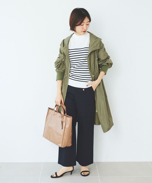 le.coeur blanc（ルクールブラン）の「エナメル風トートバッグ（トートバッグ・レディース・アイボリー/ベージュ・FREE）」の14枚目の写真