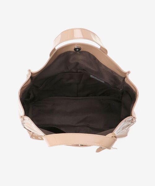 le.coeur blanc（ルクールブラン）の「エナメル風トートバッグ（トートバッグ・レディース・アイボリー/ベージュ・FREE）」の10枚目の写真