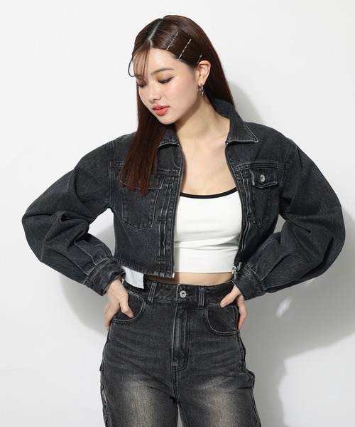 SPIRALGIRL（スパイラルガール）の「フロントプリーツZIPデニムショートジャケット（デニムジャケット・レディース・ブラック/ブルー・FREE）」の16枚目の写真