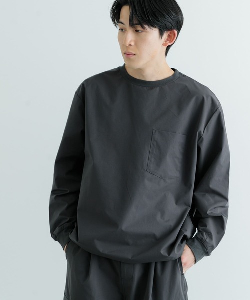 ITEMS URBANRESEARCH（アイテムズ アーバンリサーチ）の「撥水×イージーケア 裾ドロストTops（Tシャツ/カットソー・メンズ・チャコールグレー/ブラック/ベージュ・MEDIUM/LARGE）」の2枚目の写真