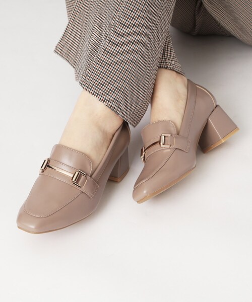 ESPERANZA(エスペランサ)の「ブロックヒールローファー 24SS(パンプス・レディース・ブラック/こしょう色系/ベージュ系8・22.0cm/22.5cm/23.0cm/23.5cm/24.0cm/24.5cm/25.0cm)」の9枚目の写真
