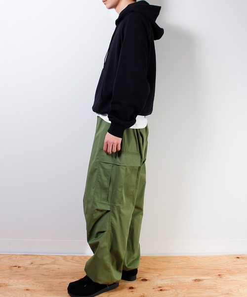 Dickies（ディッキーズ）の「【Dickies/ディッキーズ】ツイルカーゴイージーパンツ（カーゴパンツ・メンズ・アイボリー/オリーブ/ベージュ/ブラック・L/M/LL）」の8枚目の写真