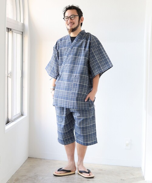 BEAMS JAPAN（ビームス　ジャパン）の「長尾織布 / 別注 しじら織り 甚平（浴衣・メンズ・ネイビー/インディゴブルー/サックスブルー/ブルー/ベージュ・MEDIUM/LARGE/X-LARGE）」の2枚目の写真