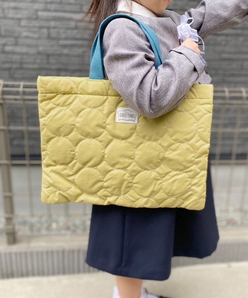 DONOBAN（ドノバン）の「キッズ キルティングレッスンバッグ（エコバッグ/サブバッグ・キッズ・スモークピンク/ネイビー/ミント/イエロー・ONESIZE）」の4枚目の写真