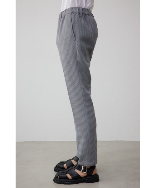 AZUL by moussy（アズールバイマウジー）の「ワッフルストレッチスリムパンツ（スラックス・メンズ・ブラック/グレー・MEDIUM/LARGE）」の7枚目の写真