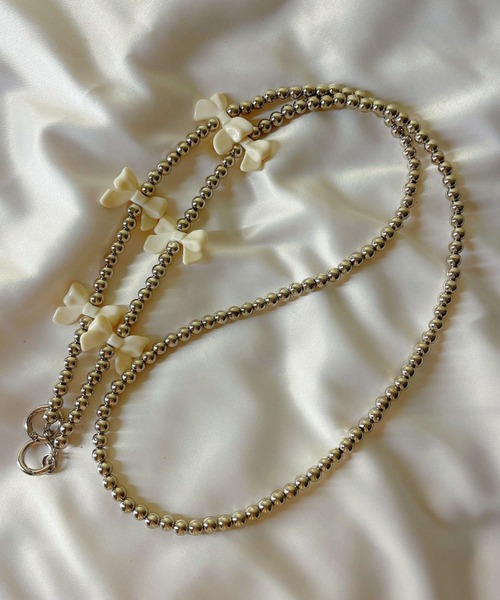 LAC-VERT（ラック・ヴェール）の「【スマホ対応】リボン＆ハートストラップ（スマホグッズ・レディース・ブラック/ホワイト/その他2/その他1・FREE）」の5枚目の写真